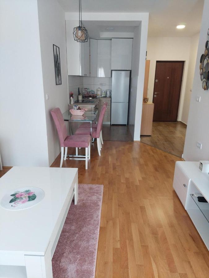 K2-Sistersapartment Подгорица Екстериор снимка